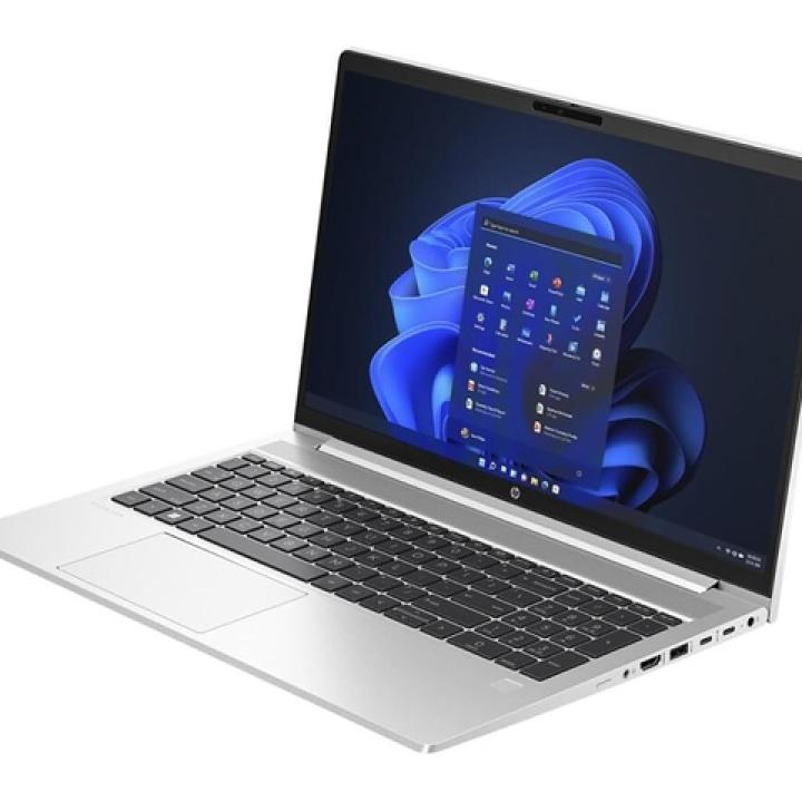 Hp Probook  450 G10 (1355U) Core i7 /16Gb/512Ssd/Dos